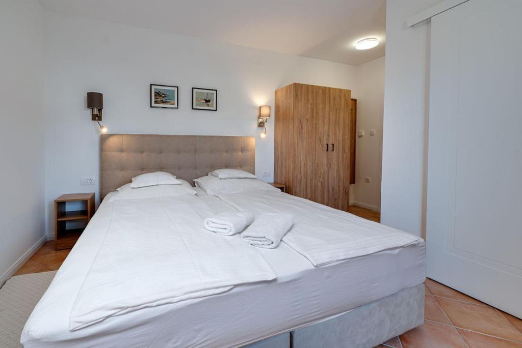 Bed & Breakfast Dosen II Baška Zewnętrze zdjęcie